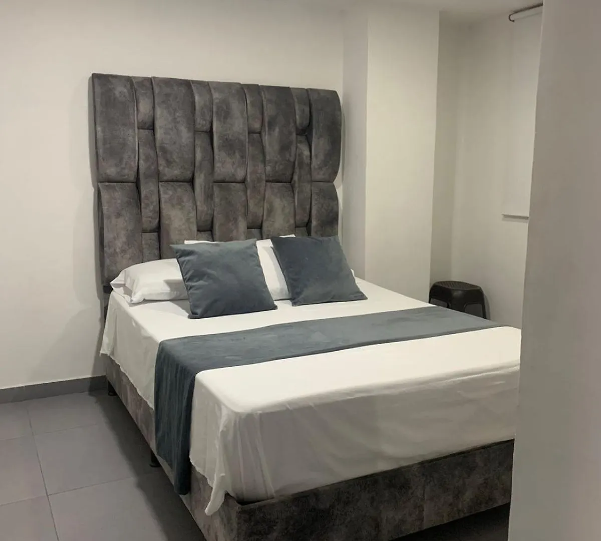 Hermoso Y Nuevo Apartamento En Laureles Medellín